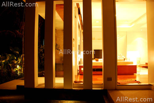 The Lantern Hotel 4